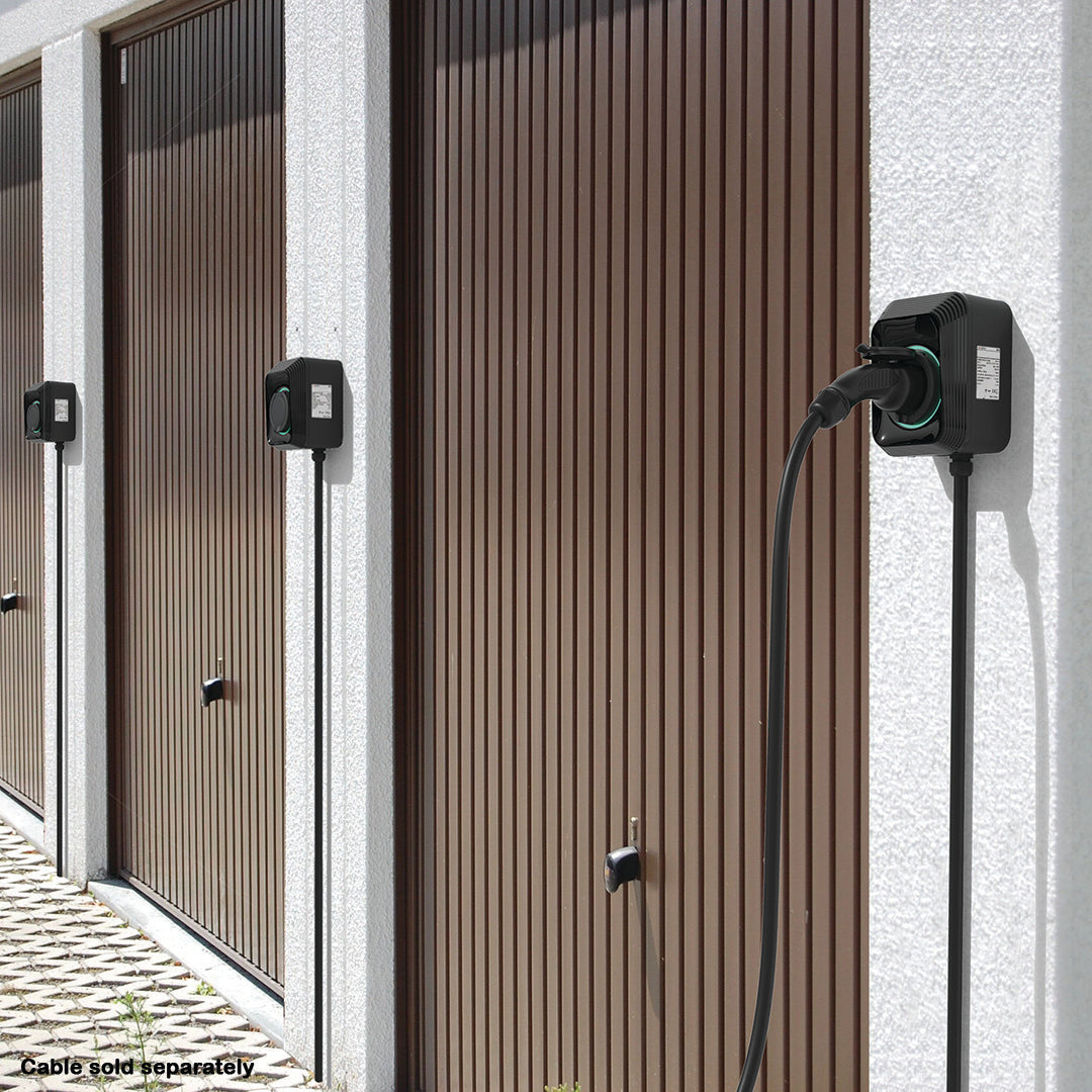 LINCHR | Compact EV Charging Station | 7kW | Untethered Type 2 Universal Socket